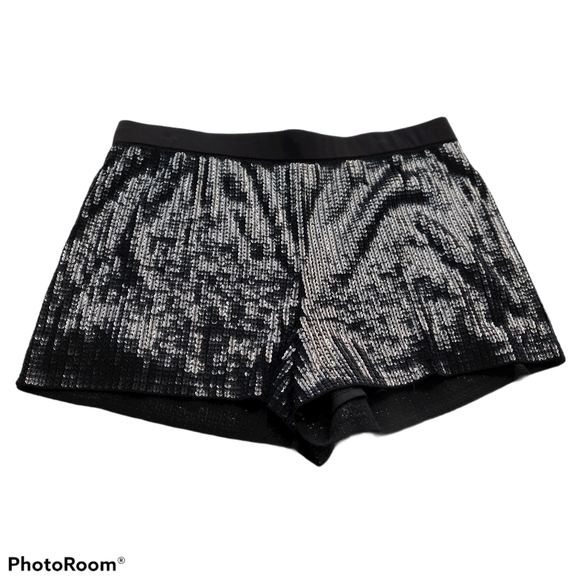 Express Pants - Express Size L Sequin Elastic Waistband Shorts